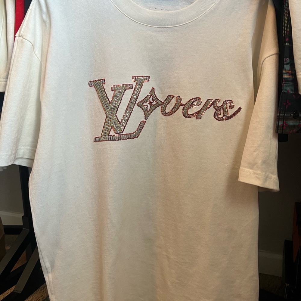 Louis Vuitton White T-Shirt with Subtle Design